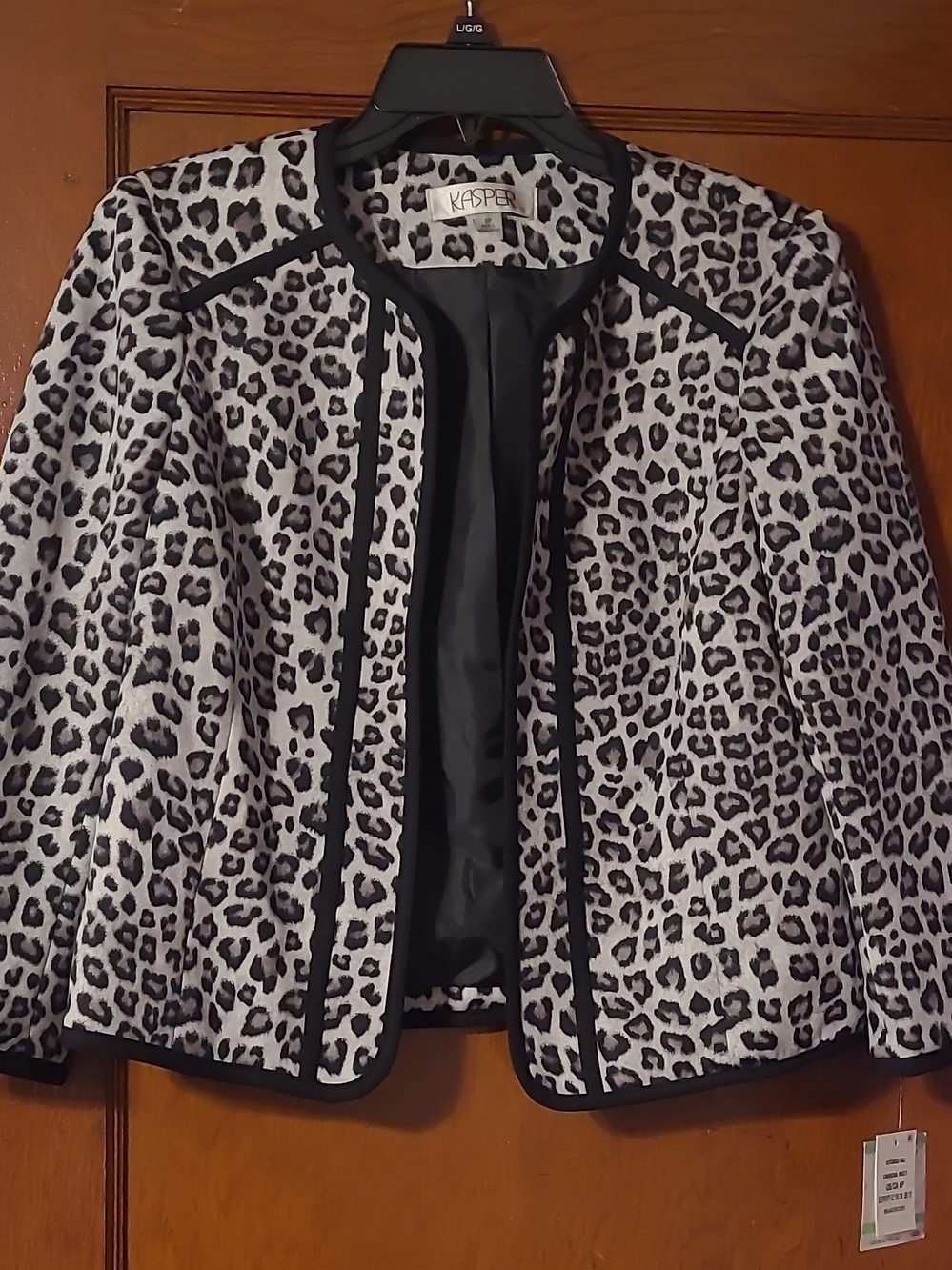 Kasper Black & White Leopard-Print Open Front Jacket Super Cute